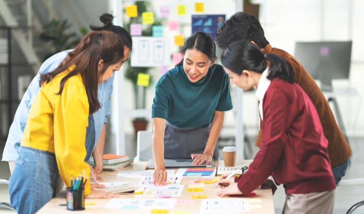 group of people brainstorming